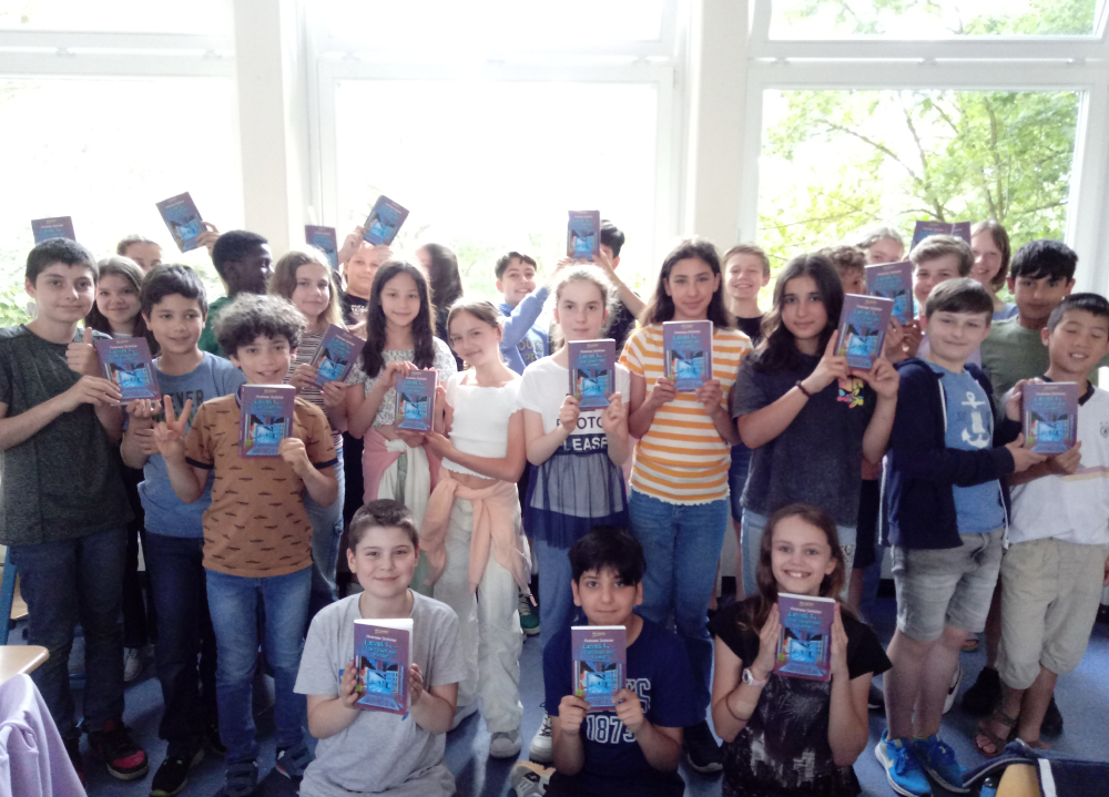 Schüler:innen präsentieren Level 4 Lektüre