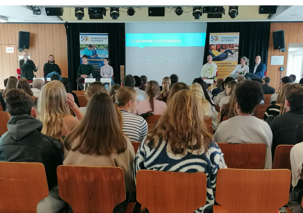 Podiumsdiskussion zum Thema 