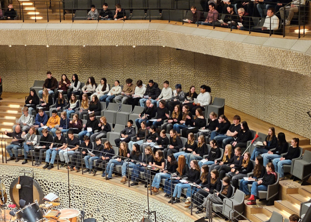 Schüler:innen in der Elbphilharmonie