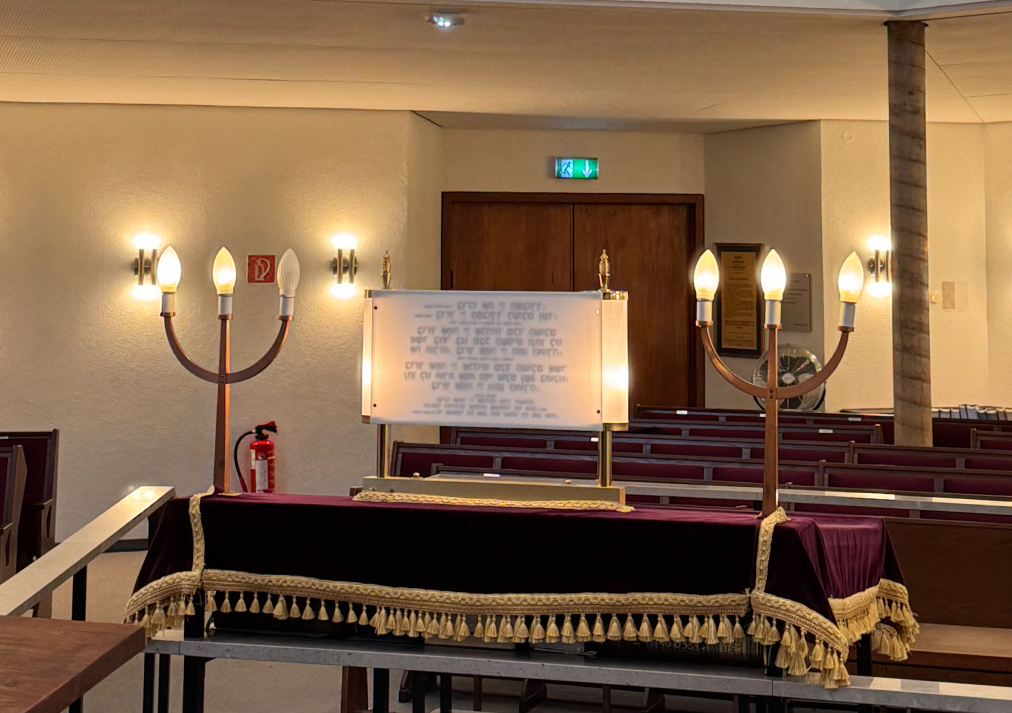 Leuchter in einer Synagoge
