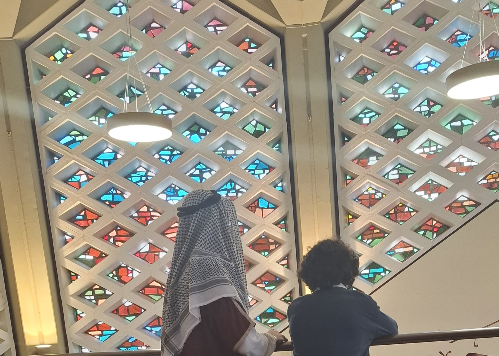 Glastfenster der Moschee